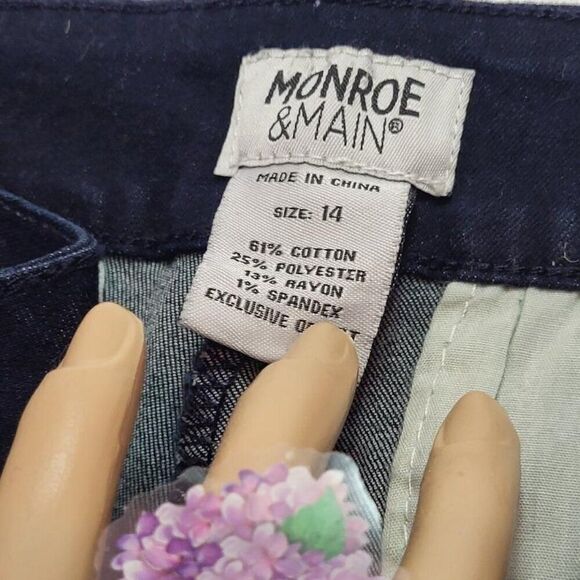Monroe & Main, Women's Blue Pants, Size 14, Not Worn - Picture 5 of 8